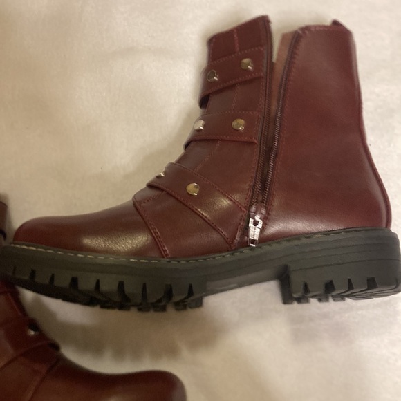 SO Maroon Ankle Boot - Picture 6 of 10